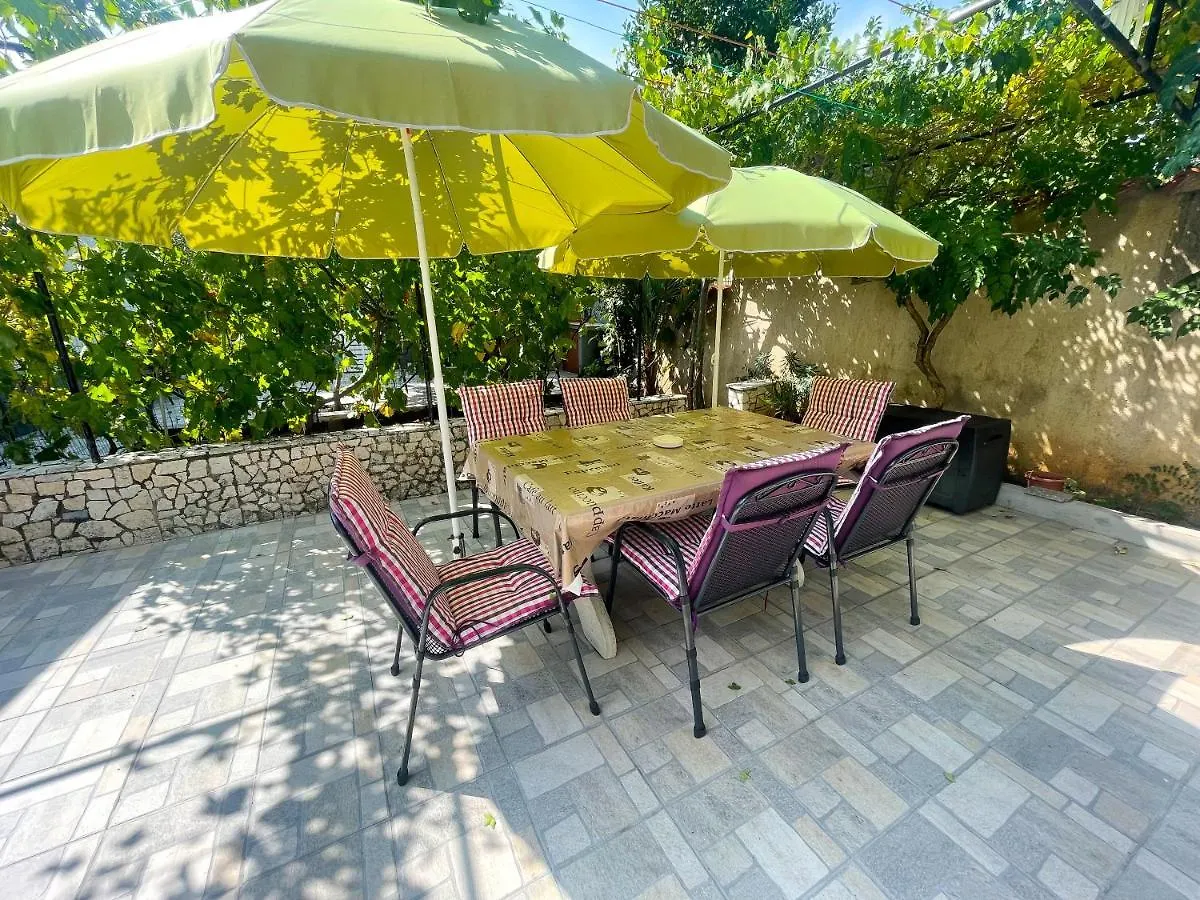 Apartmani Kristina Jadranovo Croatia