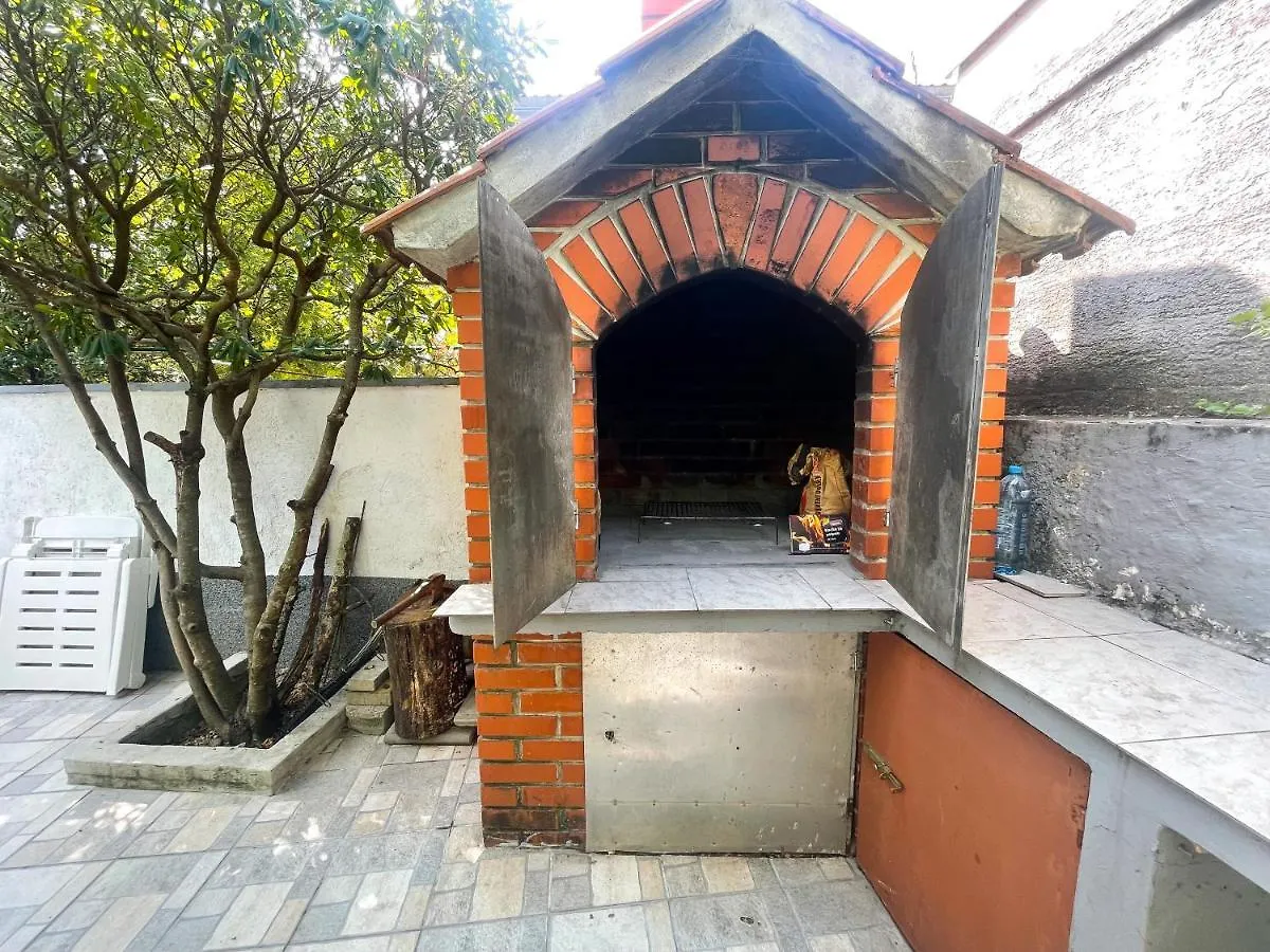 Apartmani Kristina Jadranovo 0*,  Croatia