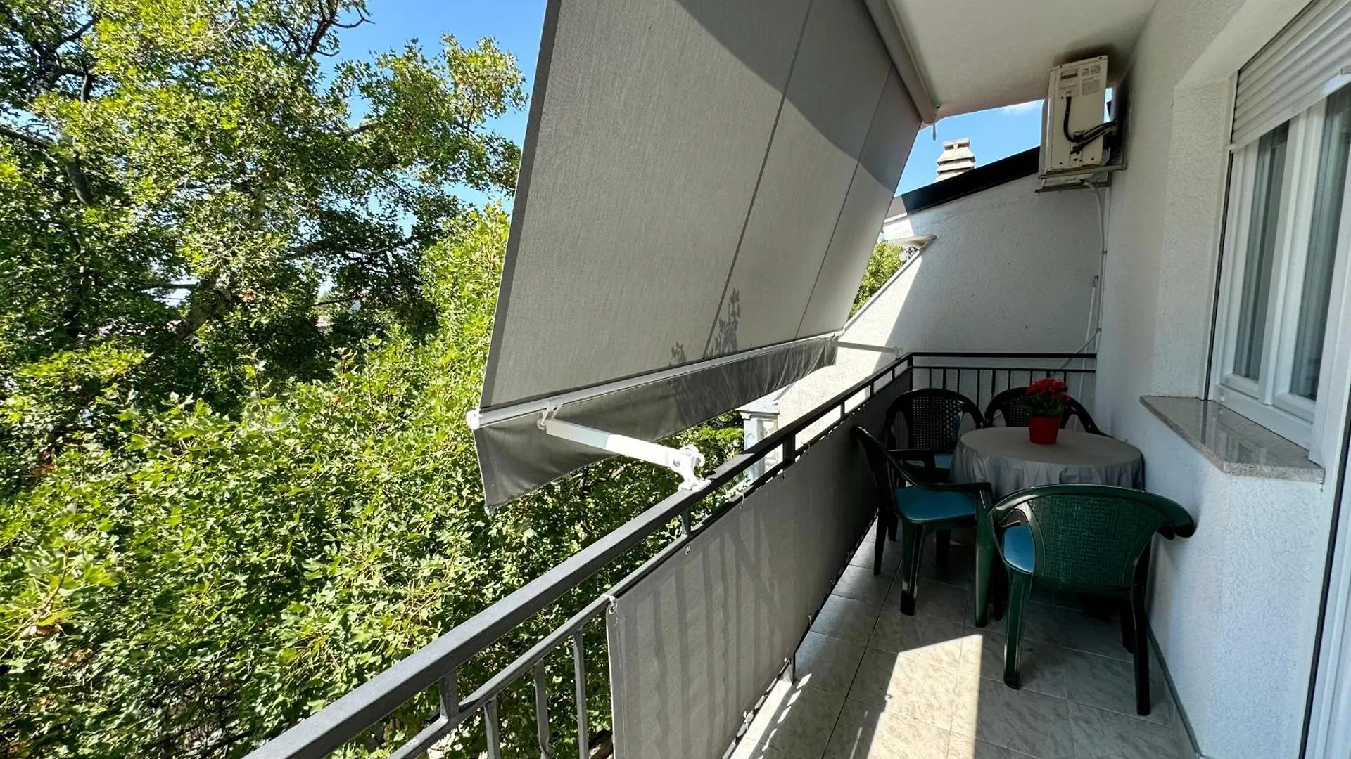 Apartmani Kristina Jadranovo 0*,  Croatia