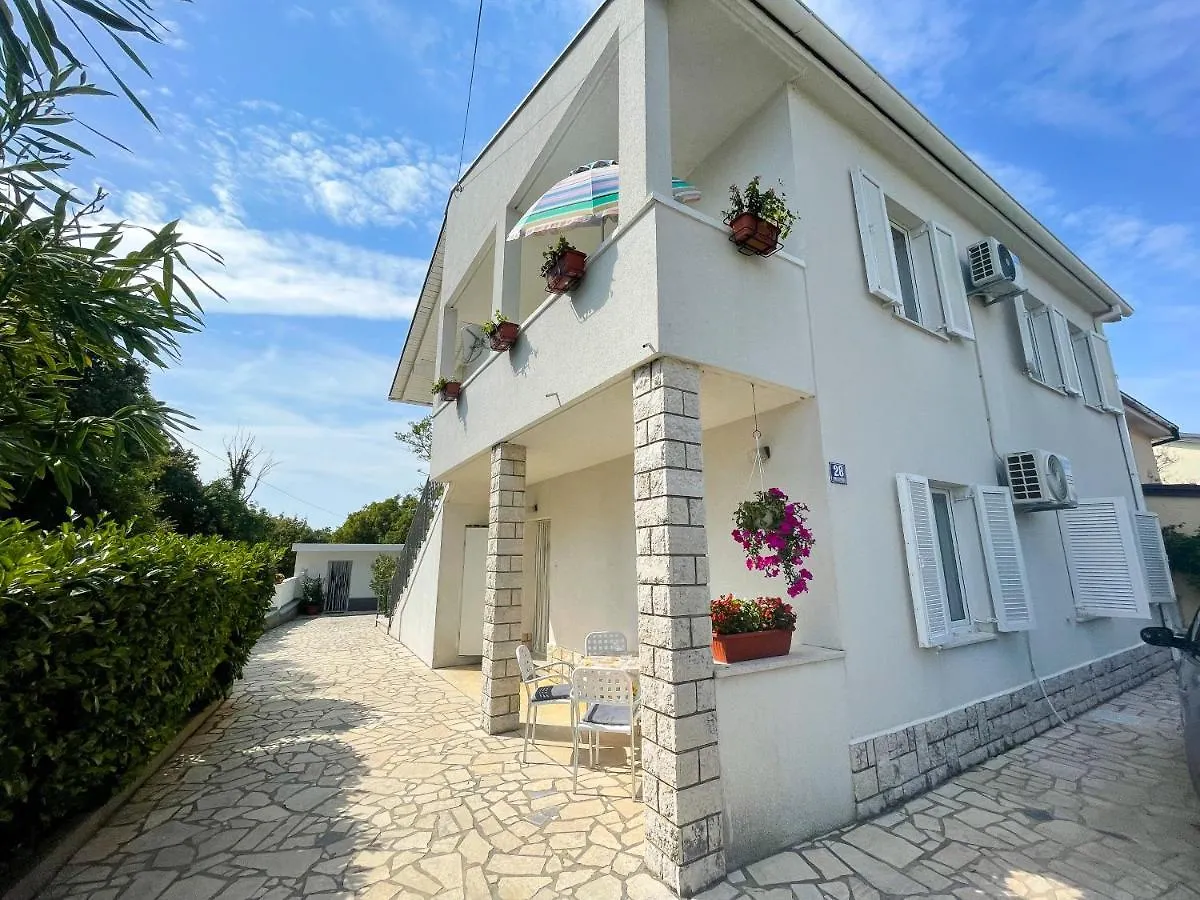 Apartmani Kristina Jadranovo
